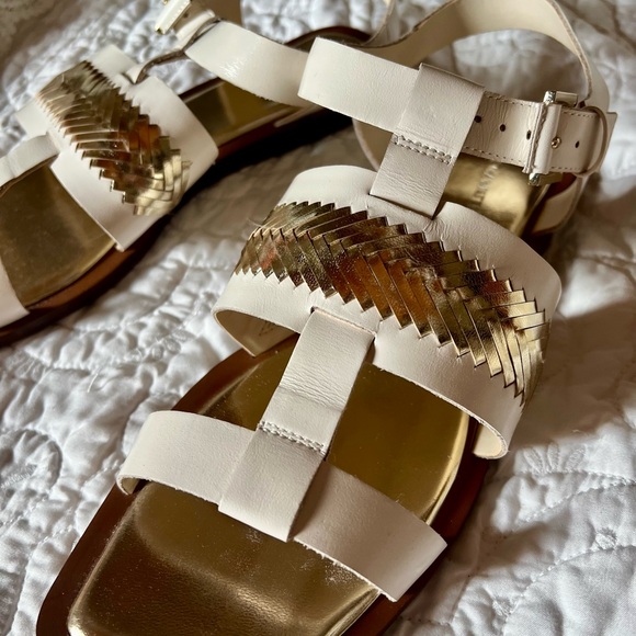 Vince Camuto Flat Sandal - Picture 3 of 5